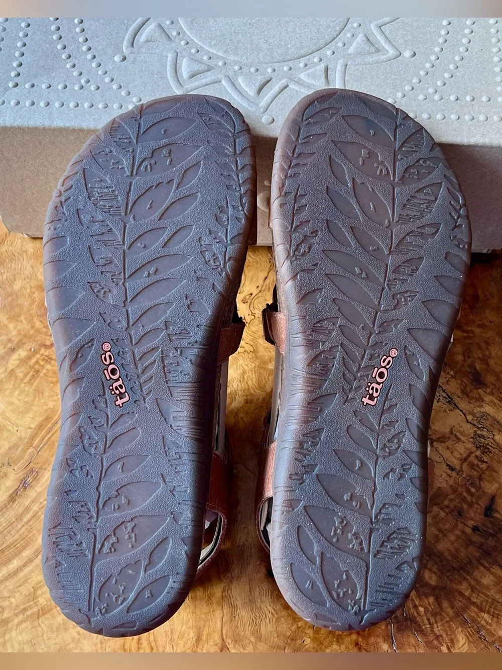 Taos Grand Z Sandals - Picture 6 of 8